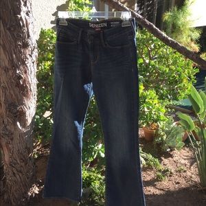 Denizen Levi’s modern boot cut jeans